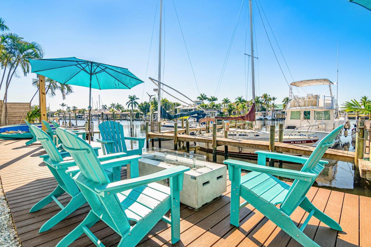 Gasthof Latitude 26 Waterfront Boutique - Myers