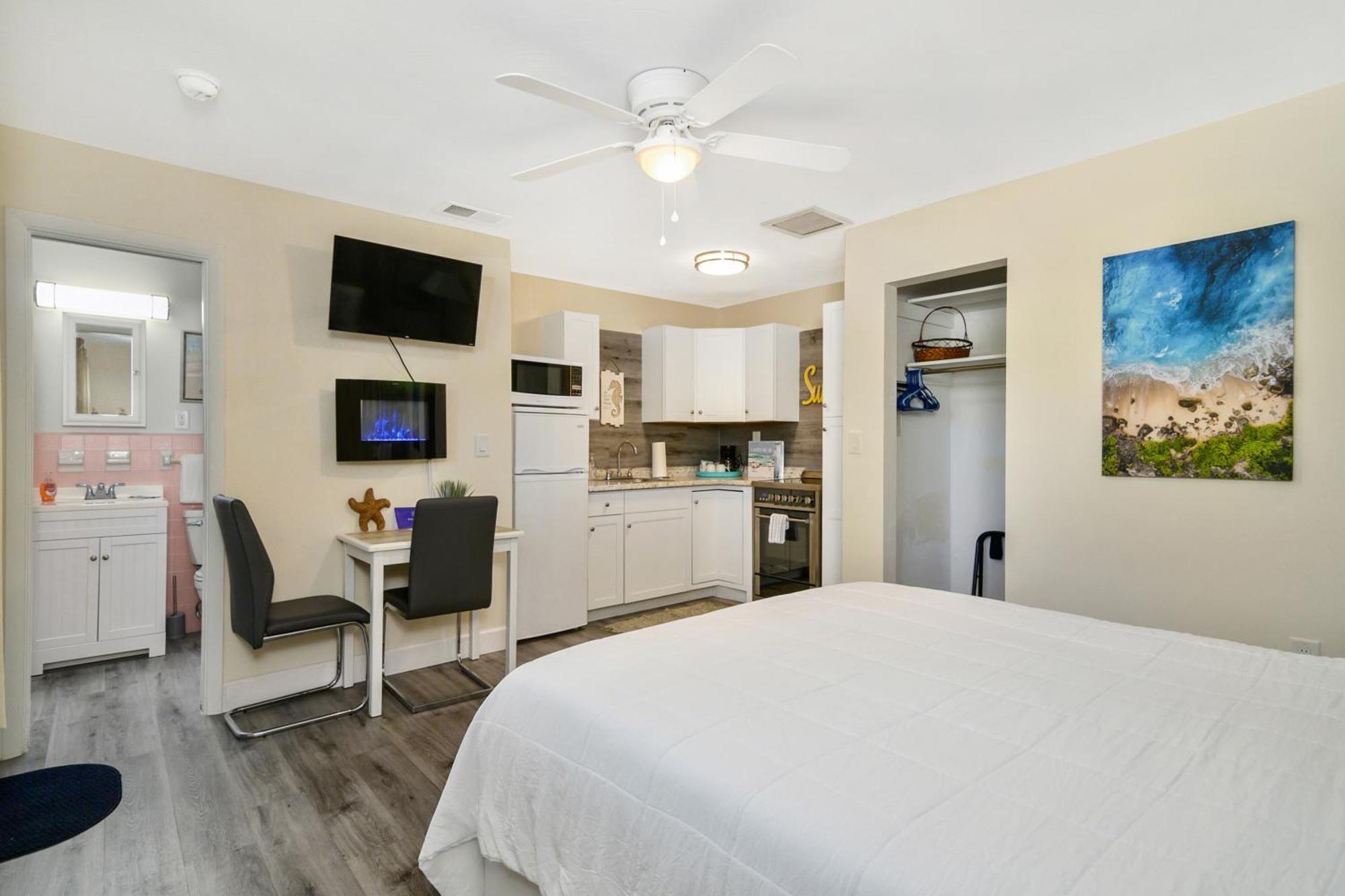 Latitude 26 Waterfront Boutique - Myers Gasthof Fort Myers Beach